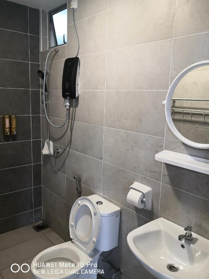 Mcz Homestay Ipoh Town 2Room 7Pax Free Wifi Exterior photo
